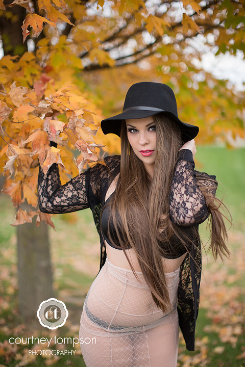 Columbia-MO-Boudoir-Photography-By-Courtney-Tompson