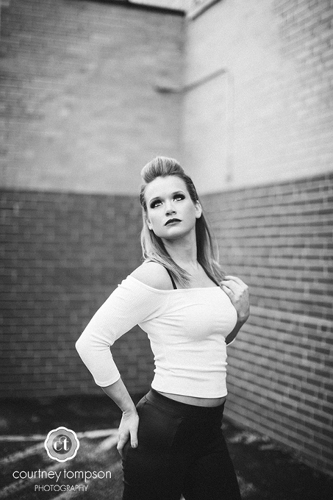 EDITORIAL-BOUDOIR-SHOOT-BY-COURTNEY-TOMPSON-PHOTOGRAPHY-COLUMBIA-MO
