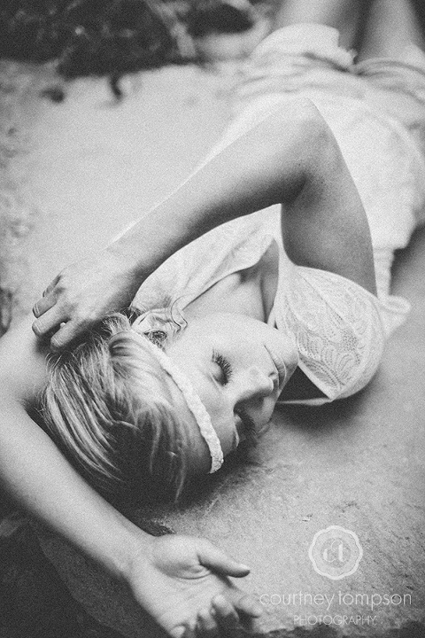 Editorial-Boudoir-by-Boudoir-by-Courtney-Mid-Missouri-and-International-Boudoir-Photographer