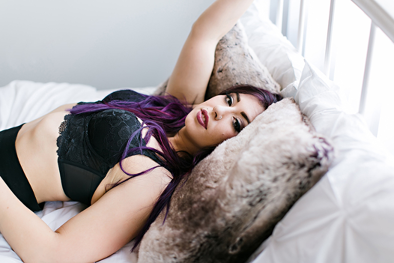 Columbia-MO-Natural-Light-Boudoir-photography-by-Boudoir-by-Courtney