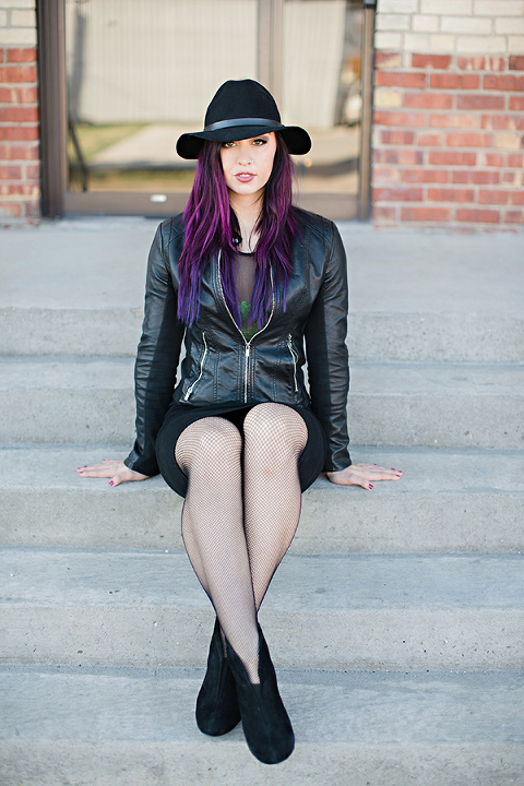 Columbia-MO-Natural-Light-Boudoir-photography-by-Boudoir-by-Courtney