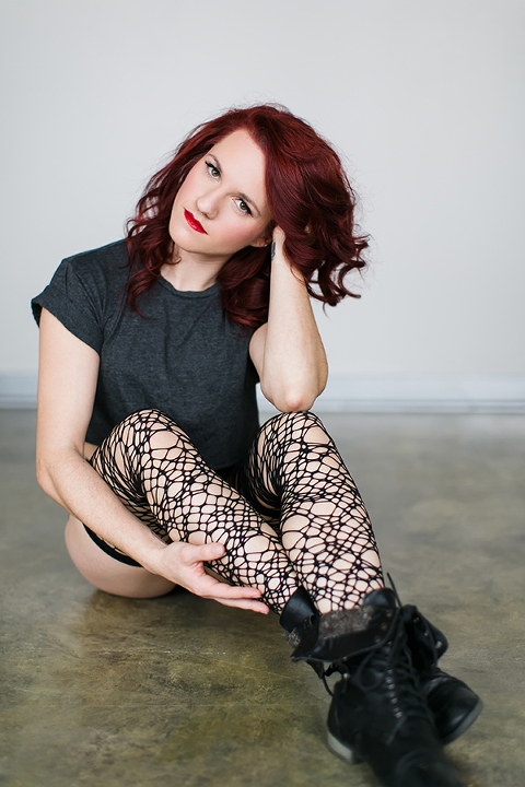 natural-light-boudoir-by-boudoir-by-courtney-columbia-MO-Midwest-boudoir-photographer