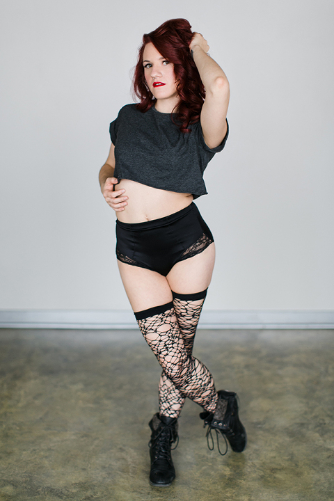 natural-light-boudoir-by-boudoir-by-courtney-columbia-MO-Midwest-boudoir-photographer