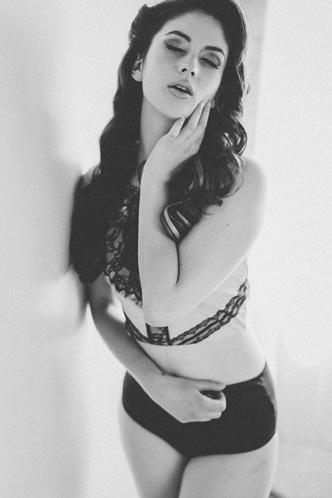 Boudoir-by-Courtney-Columbia-MO-Boudoir-Photography