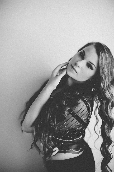 boudoir-by-courtney-natural-studio-boudoir-photography