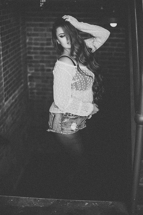 boudoir-by-courtney-natural-studio-boudoir-photography