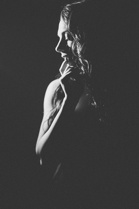 Midwest-boudoir-night-shoots-by-Boudoir-by-Courtney