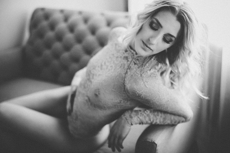 midwest-boudoir-studio-boudoir-by-courtney