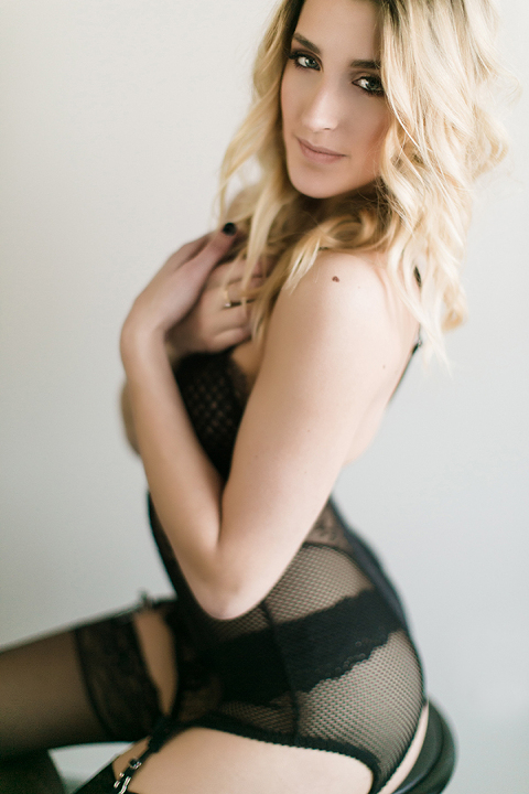 midwest-boudoir-studio-boudoir-by-courtney