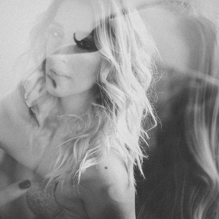 midwest-boudoir-studio-boudoir-by-courtney