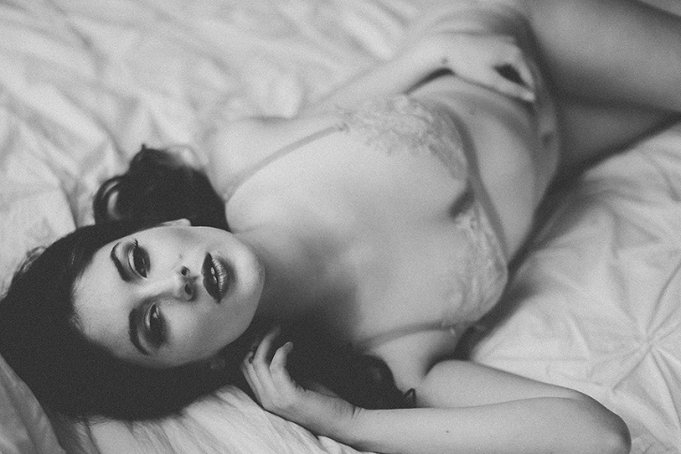 Midwest-boudoir-studio-boudoir-by-courtney