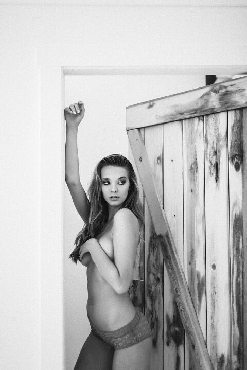 Kansas-City-Boudoir-photography-by-Boudoir-by-Courtney