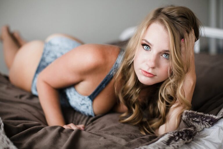 Columbia-Missour-boudoir-studio-by-courtney-tompson
