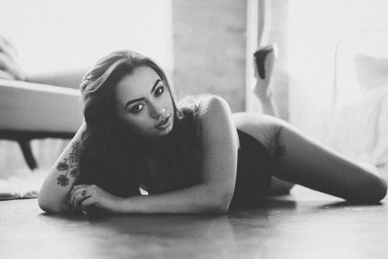 Boudoir-by-courtney's-midwest-boudoir-studio