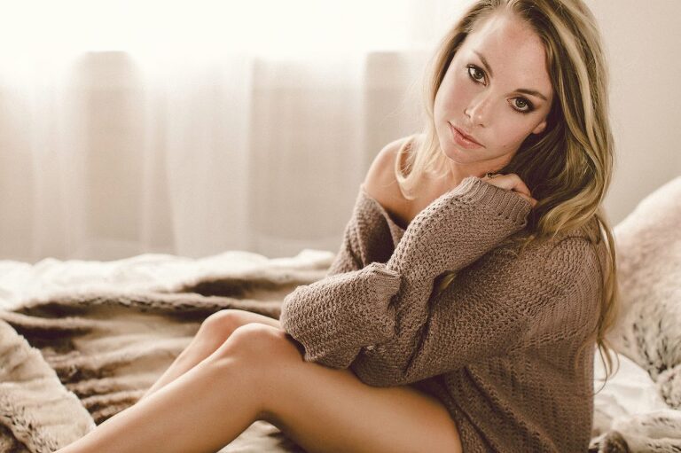 Midwest-boudoir-studio-boudoir-by-courtneMidwest-boudoir-studio-boudoir-by-courtne