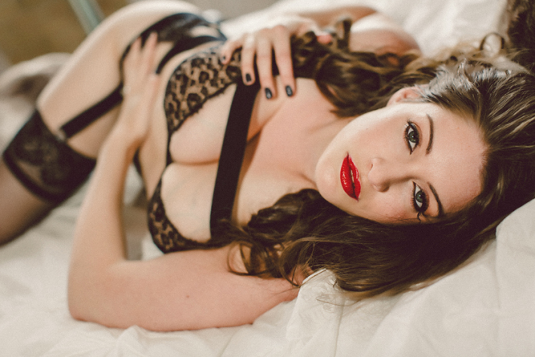 Night-shoot-boudoir-by-courtney