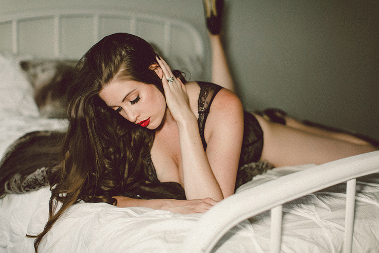 Night-shoot-boudoir-by-courtney