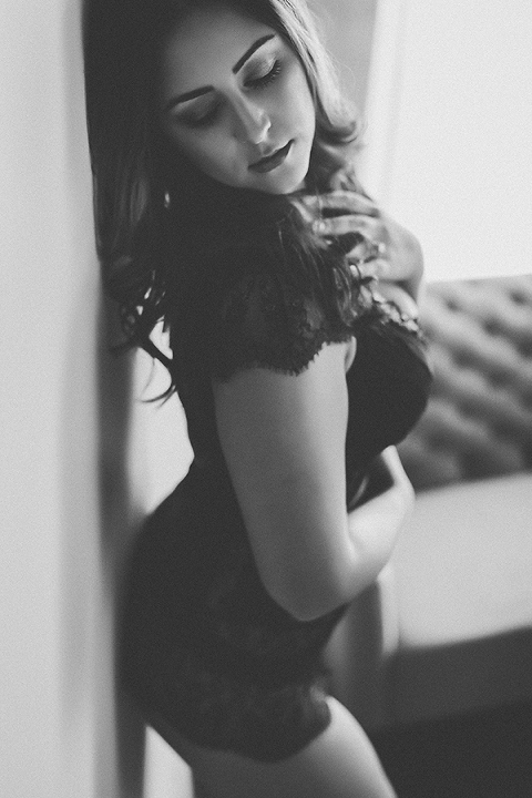 Columbia-Missouri-boudoir-photography-by-boudoir-by-courtney