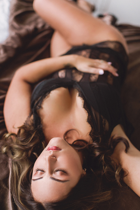 Columbia-Missouri-boudoir-photography-by-boudoir-by-courtney