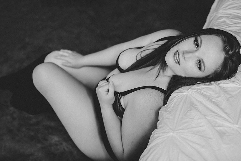 columbia-mo-boudoir-studio-courtney-tompson