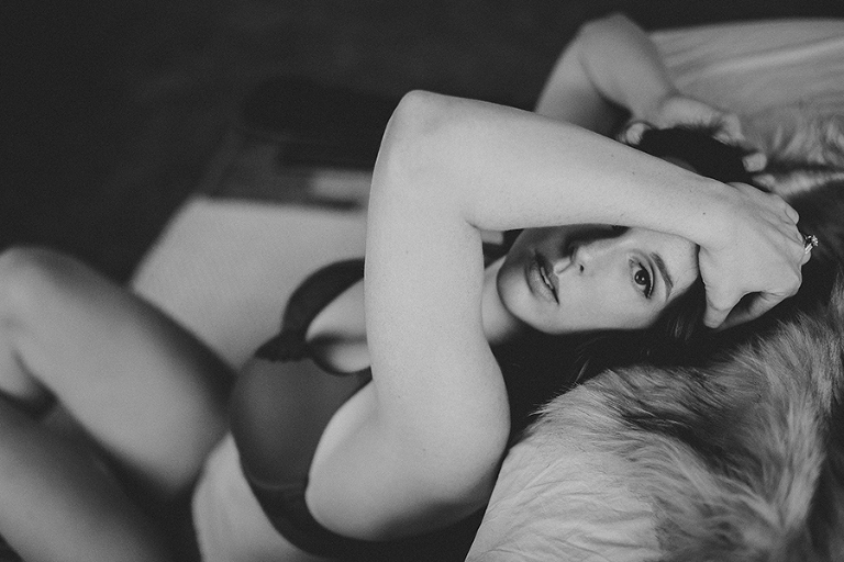 Columbia-MO-boudoir-photography-by-courtney