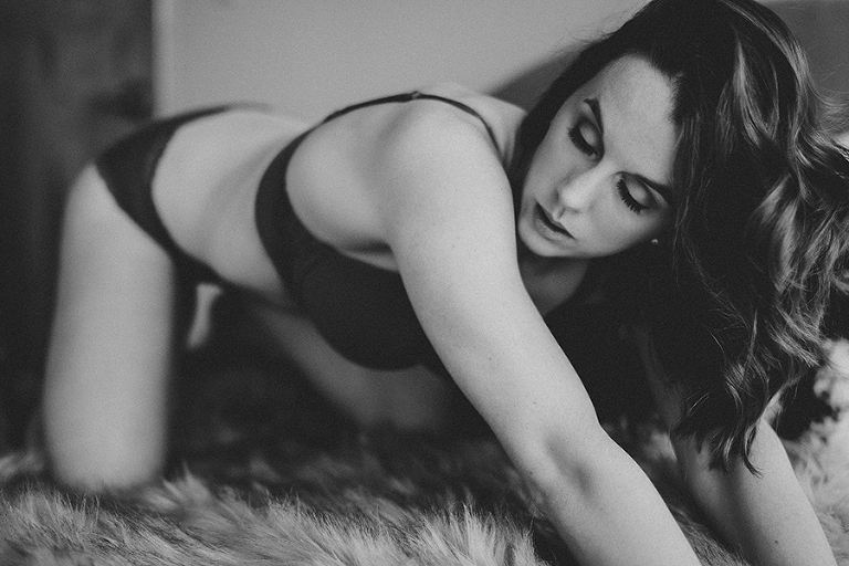 Columbia-MO-boudoir-photography-by-courtney
