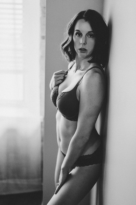 Columbia-MO-boudoir-photography-by-courtney
